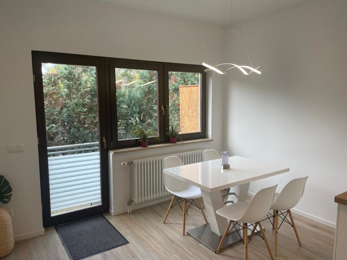 Apartment Im Freizeitpark Wiesloch Esterno foto