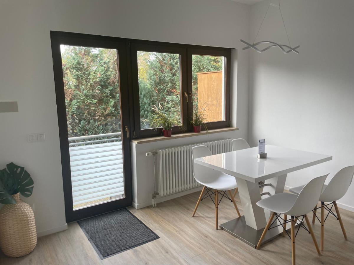 Apartment Im Freizeitpark Wiesloch Esterno foto